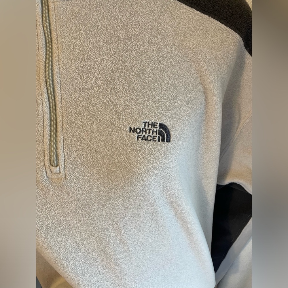 EUC. The North Face Fleece. Men’s micro fleece half zip